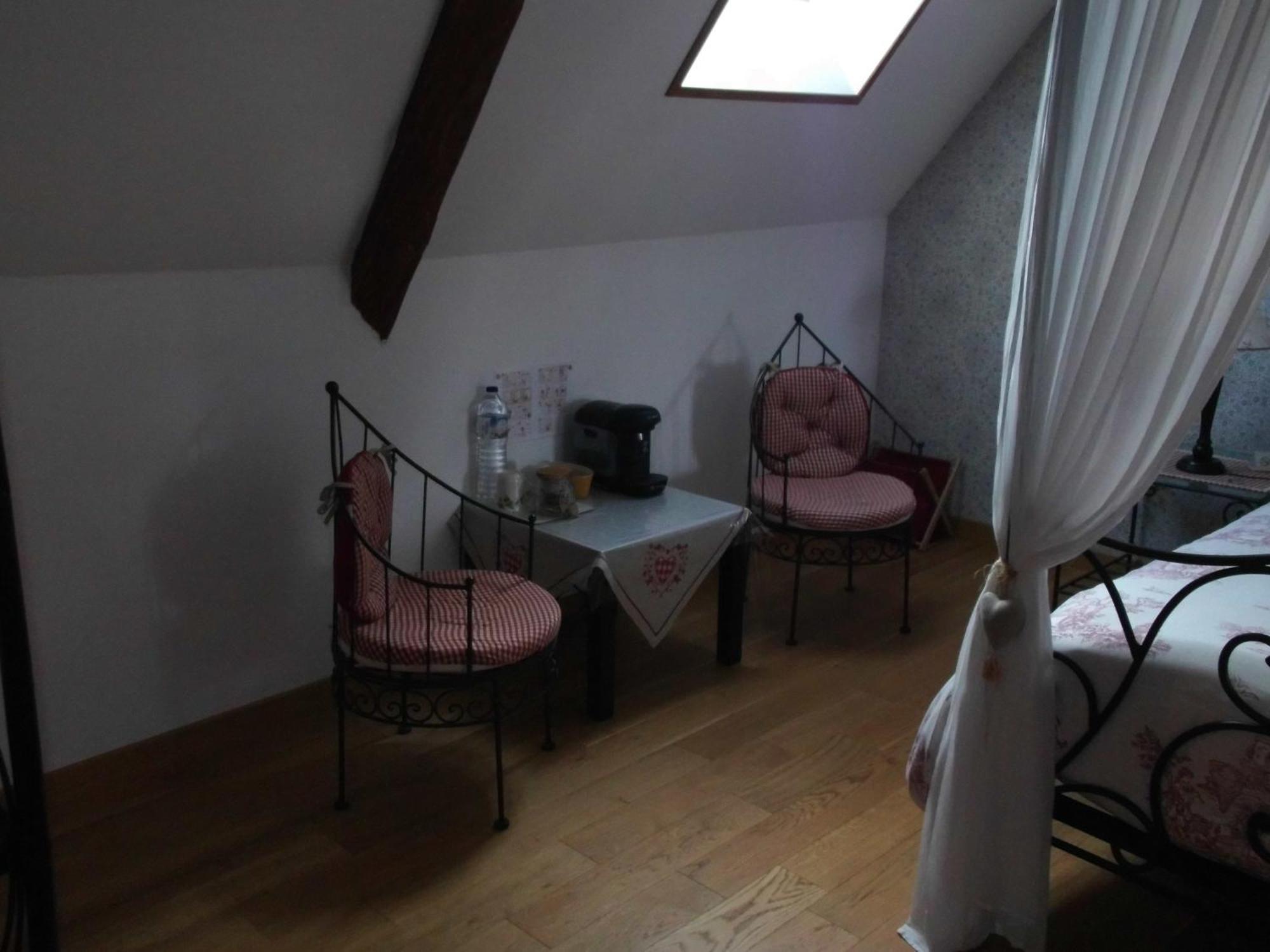 Le Clos Des Tilleuls D Day Home, Chambres D'Hotes, Suite Avec Sauna Privatif, Suite Avec Balneotherapie Privative, En Supplement Option Spa Bain A Remous La Vendelee Phòng bức ảnh