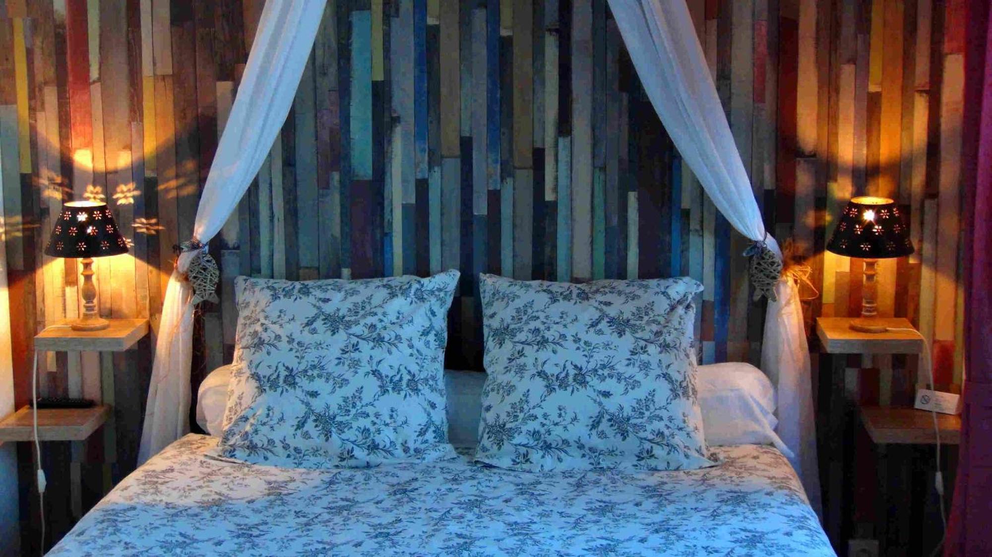 Le Clos Des Tilleuls D Day Home, Chambres D'Hotes, Suite Avec Sauna Privatif, Suite Avec Balneotherapie Privative, En Supplement Option Spa Bain A Remous La Vendelee Ngoại thất bức ảnh